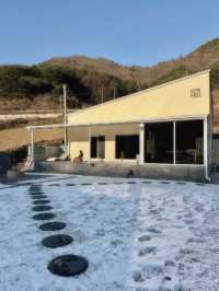 가족여행으로 자연 속 200평 독채+별채로 떠나보세요💚