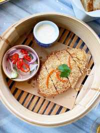 Angmor "อั้งม้อ"