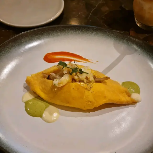 랍스터 오믈렛이 있는 조식😍