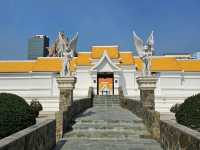 ศิลปะร่วมสมัยวัดปริวาสพระราม3