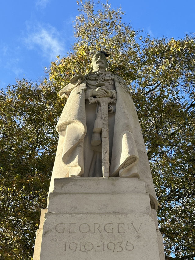 Discover the Heart of London: Exploring the City Centre