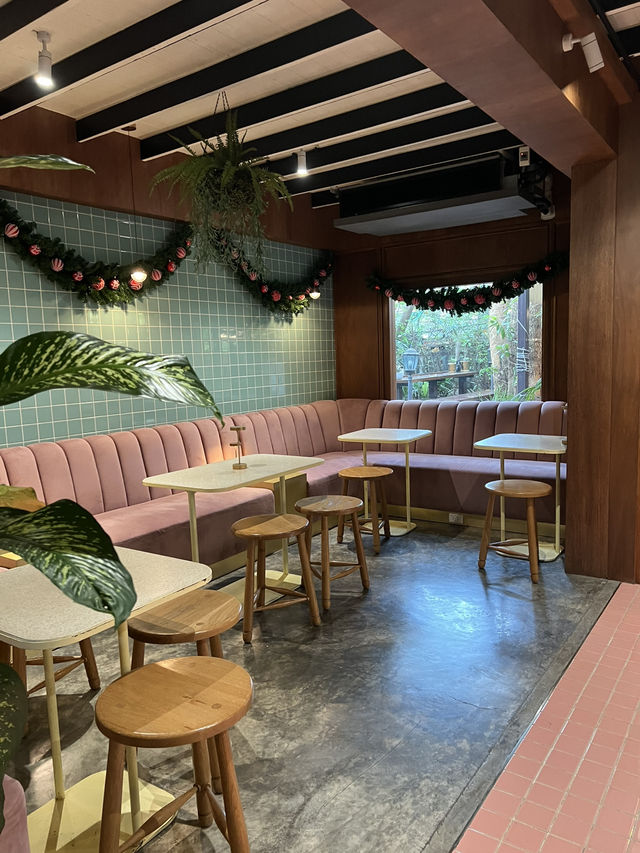 Little Hide out, one of the Hidden-Gem Cafe in Bkk