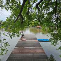 รำไร คาเฟ่ริมคลองอ้อมนนท์