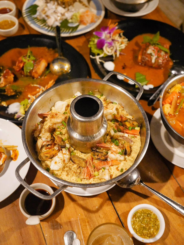 “Samaesan Marina: พักผ่อนสุดชิล ริมทะเลสัตหีบ