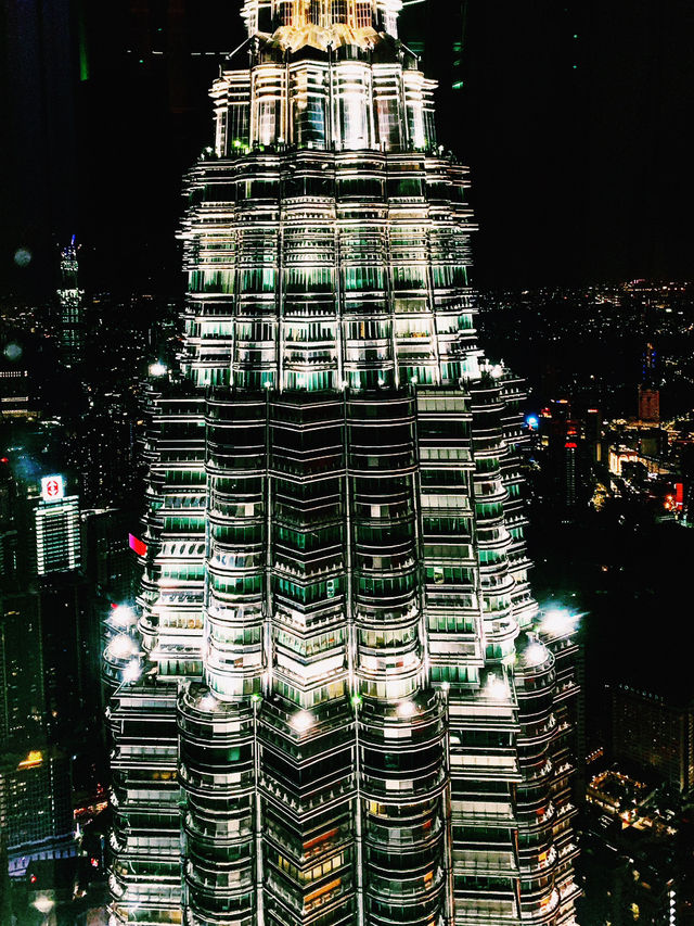 A Sparkling Christmas at Petronas Twin Towers