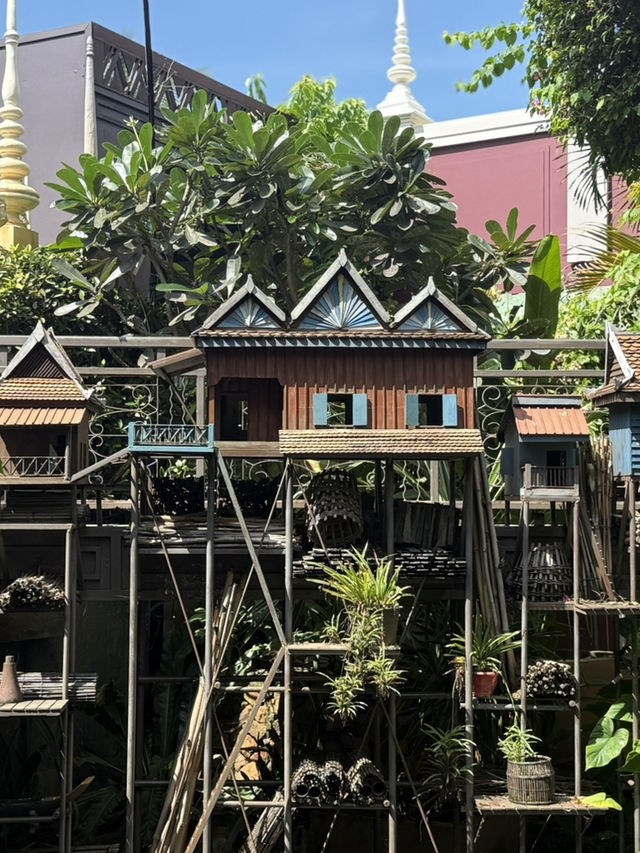 "Siem Reap Uncovered: Temples, Tastes & Nightlife"