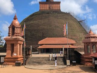 Explore Anuradhapura by Bicycle