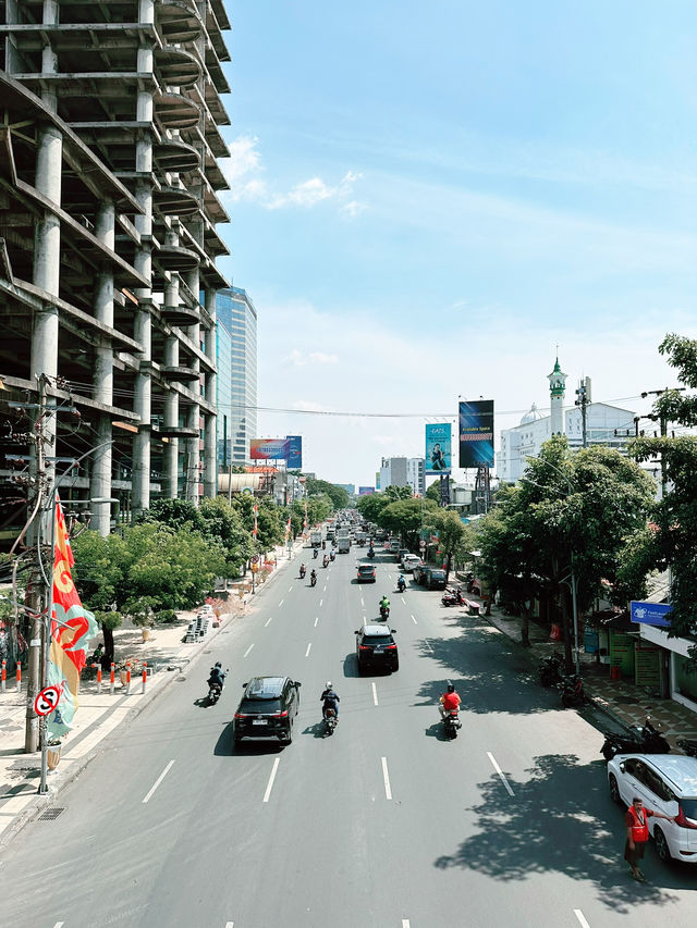 Surabaya’s Skyline & Shopping Haven