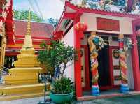 泰國曼谷湄南河畔著名古跡皇家寺廟景點：Wat Sai Mai，金黃色華麗寺廟建築群，適合打卡拍照📸冥想