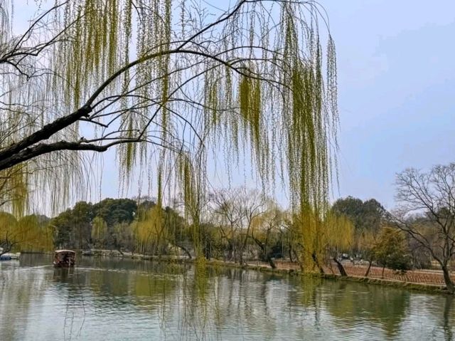 煙花三月下揚州，江南必遊瘦西湖 Slender West Lake