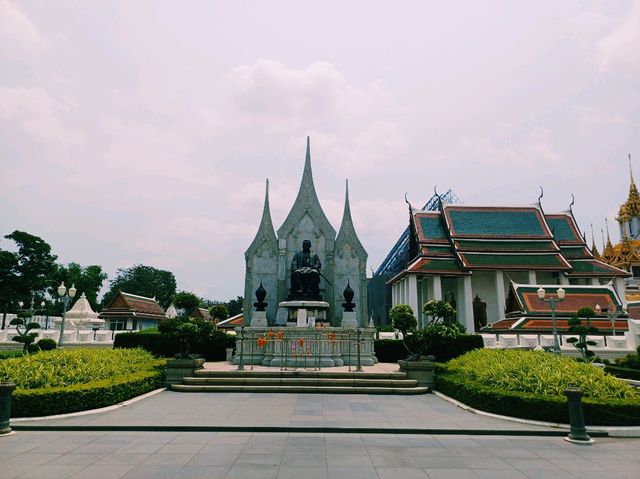 泰國曼谷市中心老城區古跡寺廟雕像古堡公園一日遊行程，適合打卡拍照📸