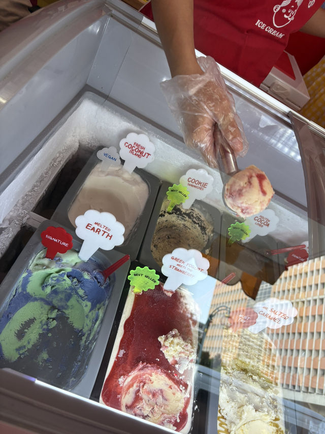 Simon Says Ice Cream ภูเก็ต