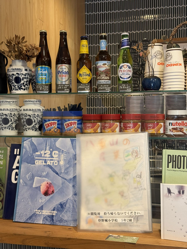 石垣島の夜に輝くジェラート専門店「寿五八（じゅうごや）」—島素材の本格フレーバーで至福のひととき