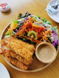 At Home ร้านคาเฟ่น่ารัก บรรยากาศอบอุ่น