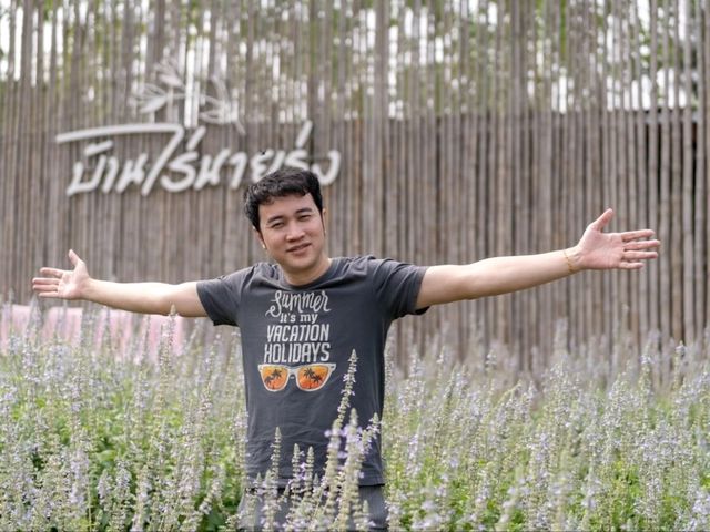สวนดอกไม้ บ้านไร่นายรุ่ง กาญจนบุรี