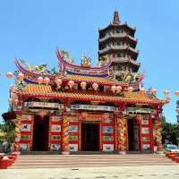 Pagoda Ling San Tuaran: Stairway to Heaven & the Best Noodles You’ll Ever Cry Over🏯🍜