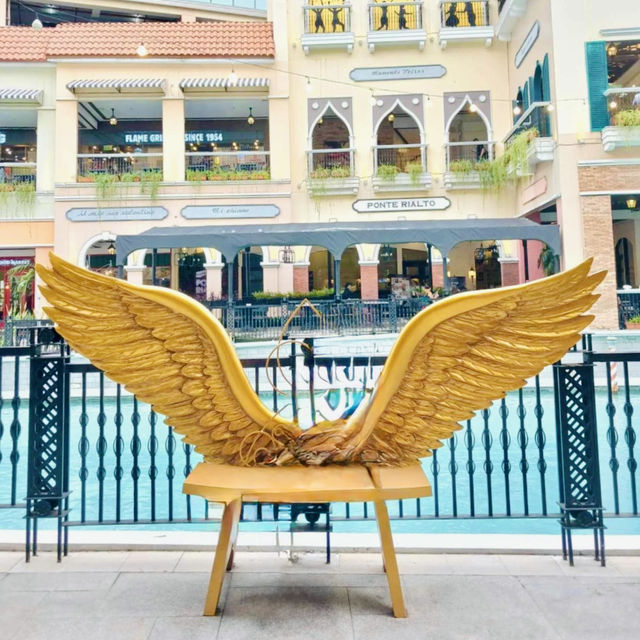 Venice Grand Canal Mall: A Slice of Italy in Taguig