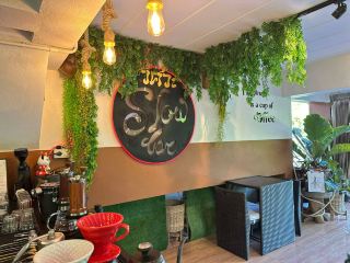 Slowbar Coffee Shop