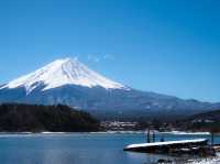 日本｜河口湖｜冬季富士山｜雪白世界中的寧靜瞬間