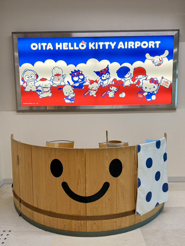 【大分】万博期間中限定！大分ハローキティ空港✈️