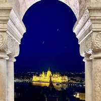 🏰✨ "A Regal Weekend at Matthias Church: Crown Jewels, Castle Views & Chiming Bells