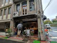 ร้านก๋วยเตี๋ยวชิคๆ ในย่านวัยรุ่นไต้หวัน
