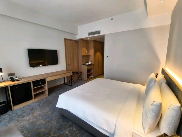 "Holiday Inn Sepang: Your Smart Stopover Near KLIA"