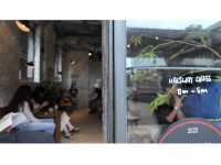 器が主役。香港で出会った美しすぎるカフェ「halfway coffee」