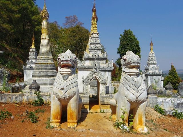 【ミャンマー🇲🇲】8000の仏像がある洞窟