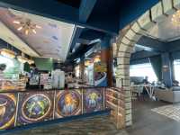 คาเฟ่บนสะพาน