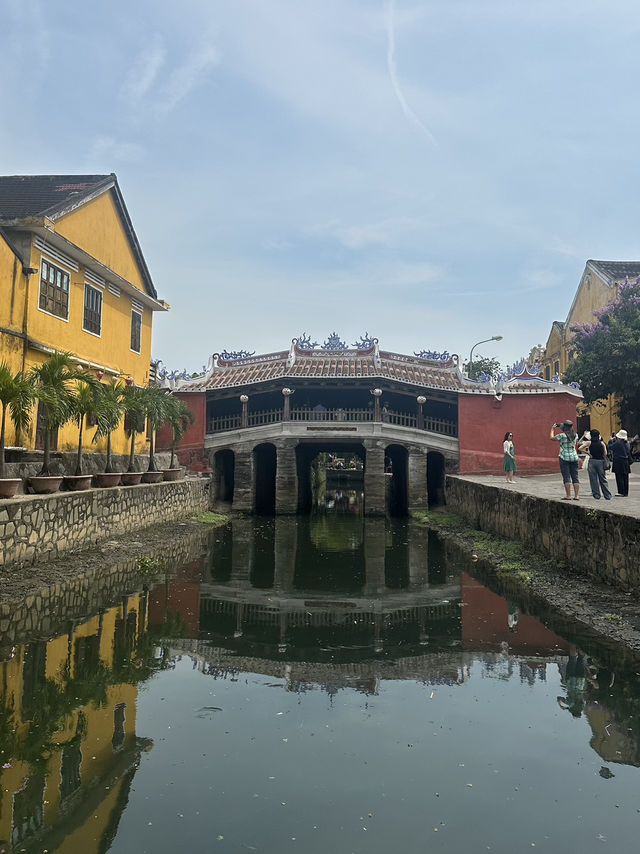 Include Insta Worthy Cafes in Hoi An!