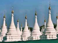 Sandamuni Pagoda: A Sea of White and the Heartbeat of Mandalay’s Spiritual Soul