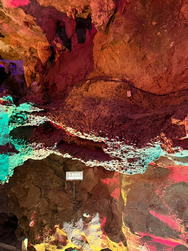 Silver Cave (银子岩) – A Sparkling Detour in Yangshuo