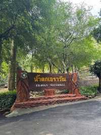 เที่ยวน้ำตก 1 ในน้ำตกที่สวย •น้ำตกเอราวัณ•