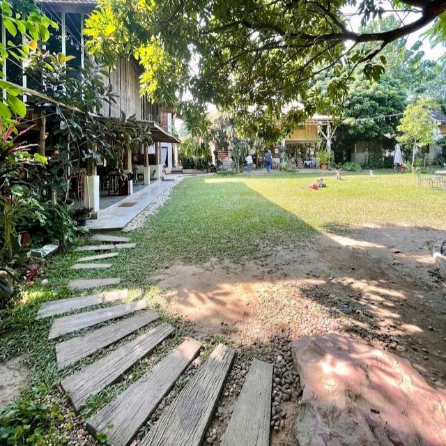คาเฟ่สไตล์ธรรมชาติ - DIN CAFE ดินคาเฟ่ เชียงใหม่