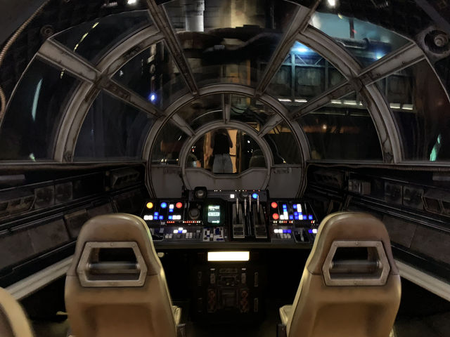 来年の映画公開が待ち遠しい🤍スターウォーズファンは絶対に行くべきスター・ウォーズ：ギャラクシーズ・エッジ😍✨✨