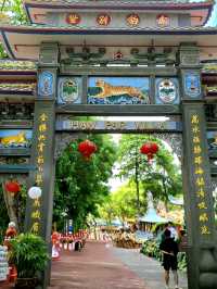 A Unique Day at Haw Par Villa, Singapore