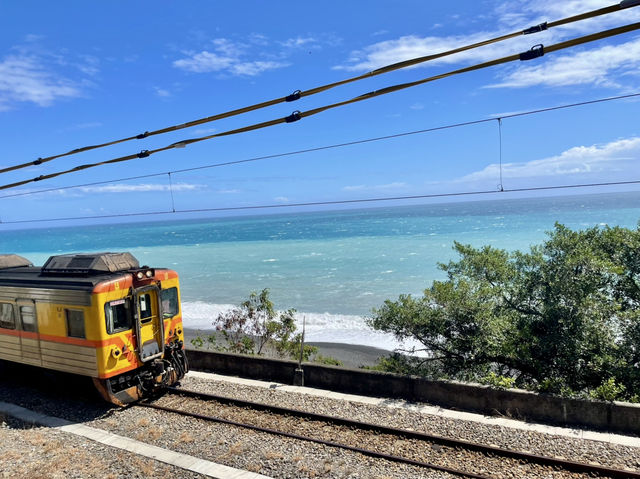 🌊早到才拍得到！10:30攻略多良車站，美到像走進宮崎駿動畫🚂