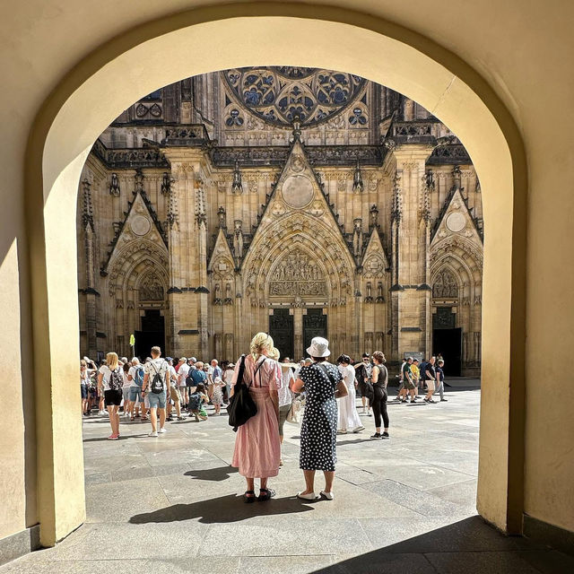 St. Vitus Cathedral in Summer: Prague’s Gothic Masterpiece Under the Sun