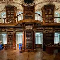 Step Into a Literary Paradise: The Abbey Library of Saint Gall – Switzerland’s Oldest Treasure
