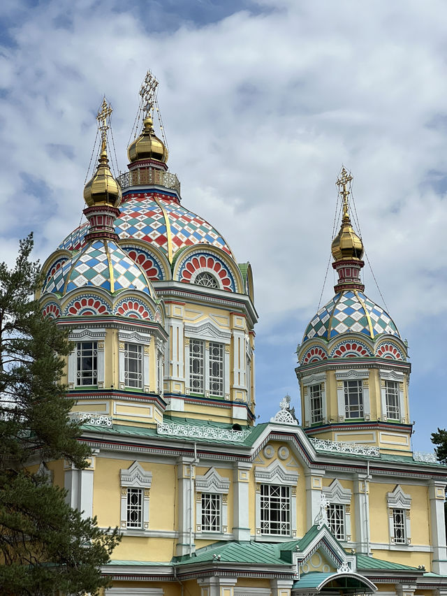 Lakes, Bazaars, and Hilltops: The Perfect Almaty Weekend 🇰🇿 