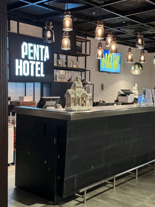Stylish, Comfortable & Convenient in Tuen Mun,HK