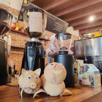  “บ้านกาแฟ ณ ละงู” (Na Lagu Coffeehome) –