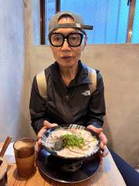 濃厚豬骨湯頭在地名店-博多一双拉麵