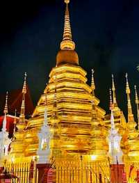 วัดพันเตาเป็นวัดเก่าแก่ สร้างด้วยไม้สักทองทั้งหลัง