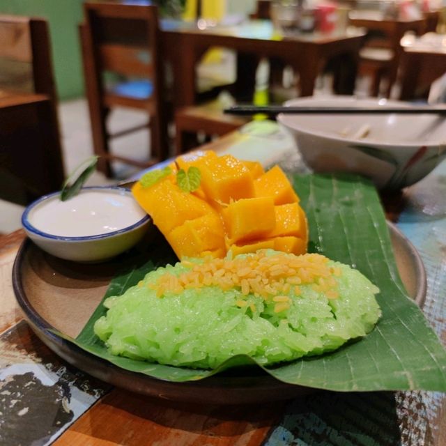 🇲🇾 Slurp the Flavors: Boat Noodle’s Thai Feast in Cyberjaya!