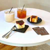Akimp Cafe