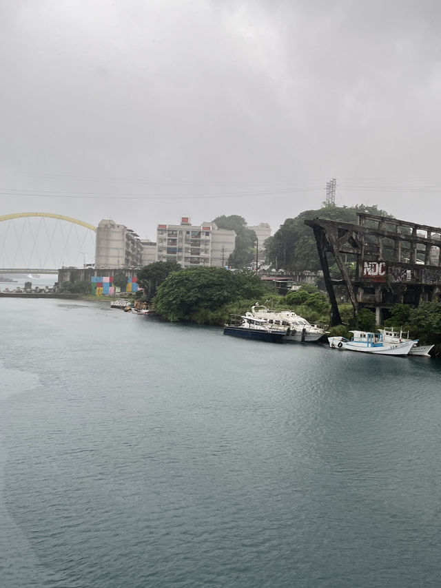🌧️基隆雨中自駕一日遊｜霧氣中的城市美學，靜靜散步剛剛好 
