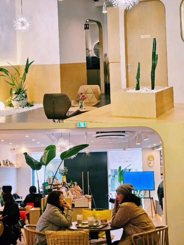 새롭게 경험한 ‘카페 화봉’ – 공주 감성 갤러리카페 솔직 후기