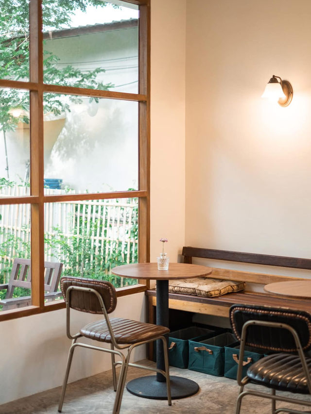 🌻🌾Blooming  hut cafe 🍃